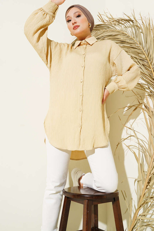 Chemise basique beige à rayures en relief