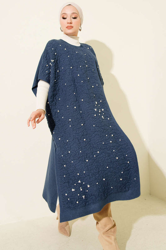 Poncho bleu marine à perles en relief
