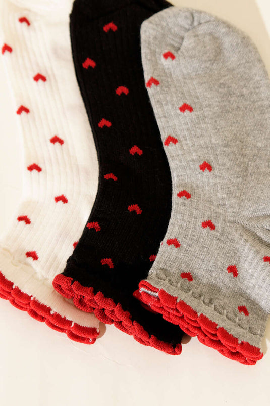 Women's Set of 3 Short Cuff Socks with Embroidery Details Assorted 9