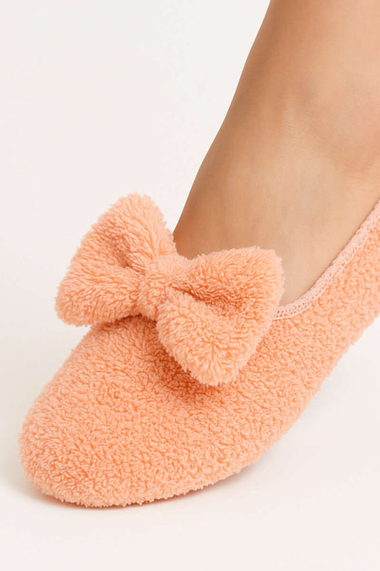 شباشب نسائية مخملية مزينة بشريط، لون السلمون