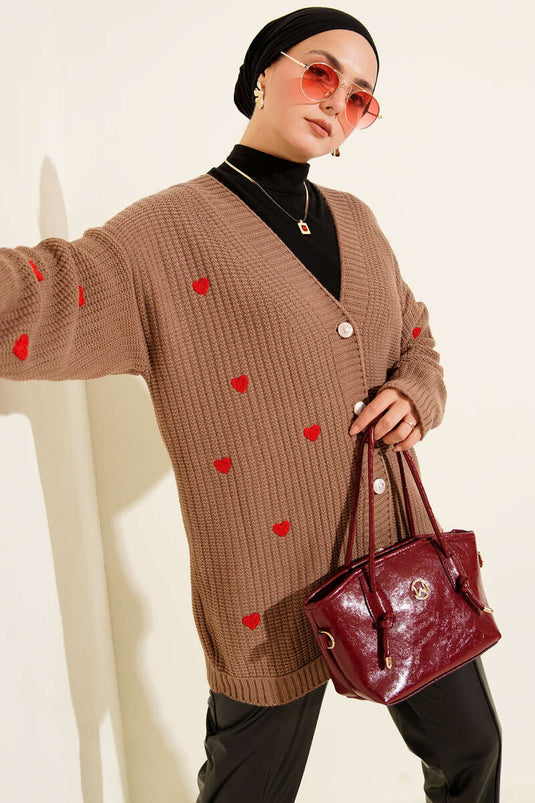 Cardigan tricoté brodé en forme de cœur en vison