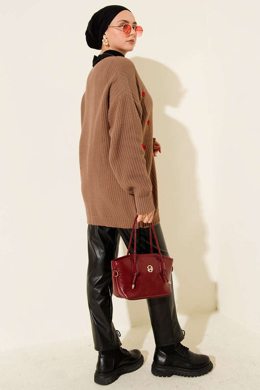 كارديجان محبوك مطرز على شكل قلب من المنك