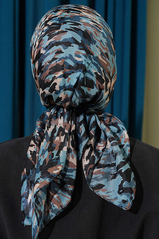 Foulard doux à motif camouflage vert pétrole