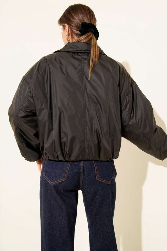 جاكيت قصير مبطن أسود