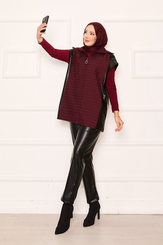 بدلة جلدية مبطنة من قطعتين باللون العنابي