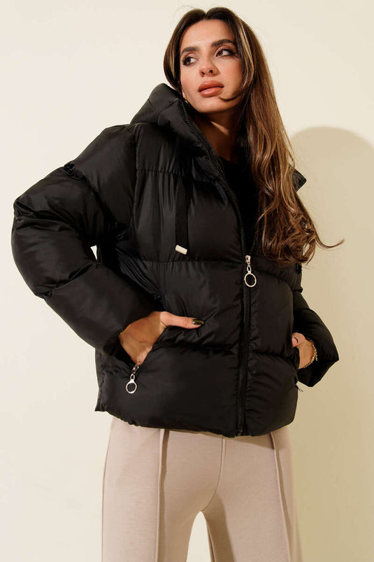Doudoune courte à capuche, noire