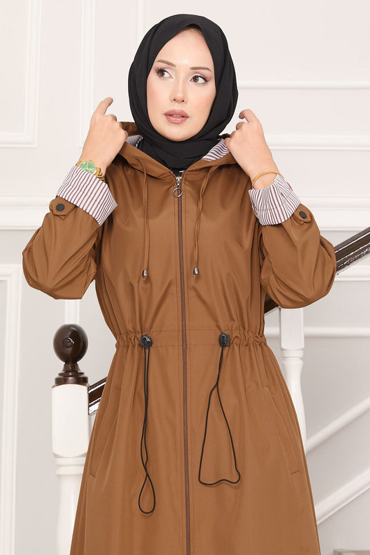 Trench-coat long et large à capuche et taille ajustable, couleur beige