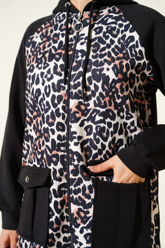 بدلة غوص من قطعتين بغطاء رأس وجيب ونقشة جلد النمر باللون الأسود