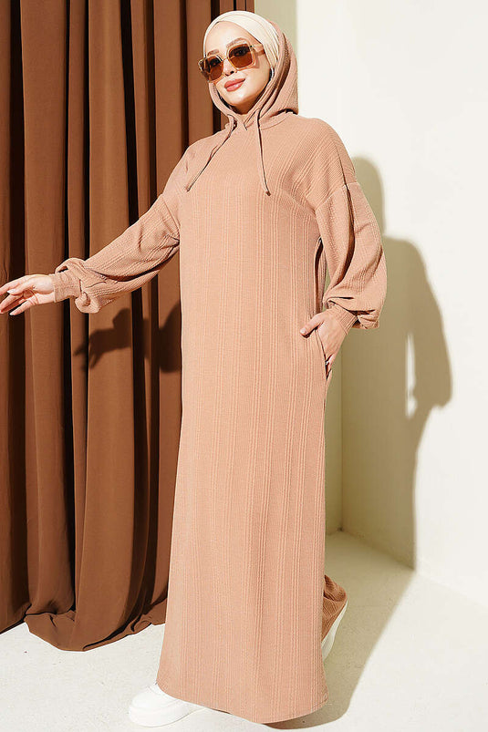 Kapüşonlu Cepli Örme Elbise Camel