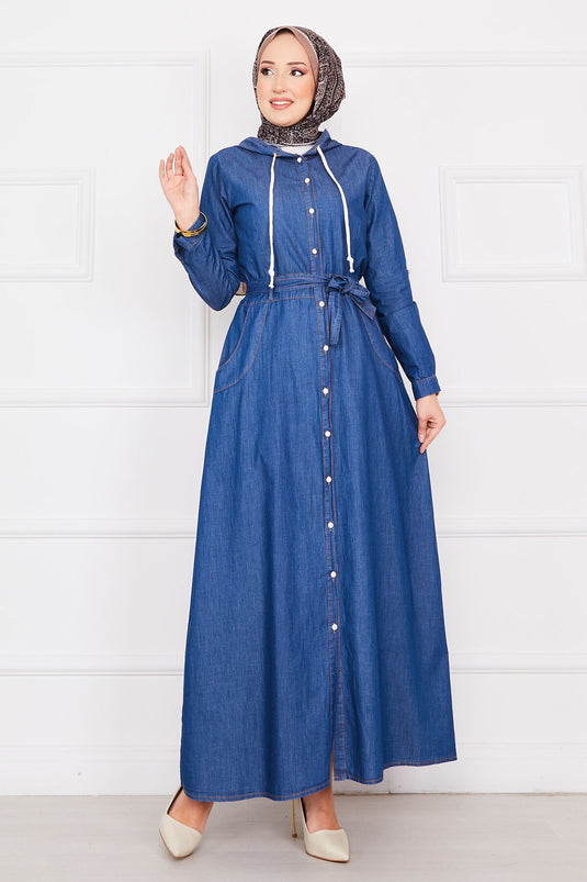 Vestido vaquero con hijab y bolsillos con capucha azul