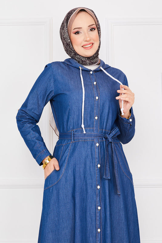 Vestido vaquero con hijab y bolsillos con capucha azul