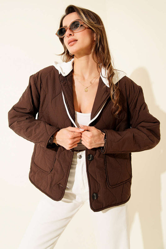 Chaqueta acolchada con capucha y botones, marrón