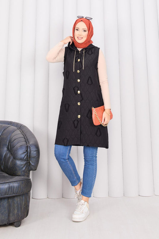 سترة حجاب مبطنة بغطاء رأس وأزرار باللون الأسود