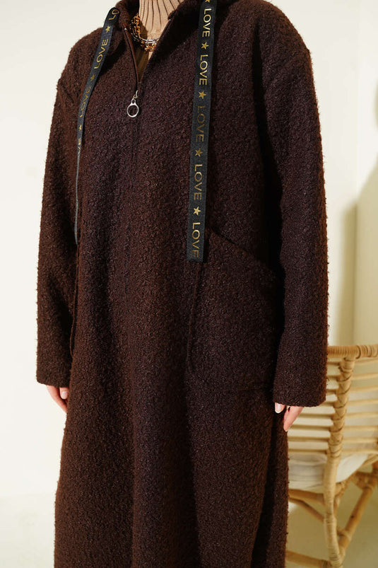 Veste bouclée zippée à capuche couleur café