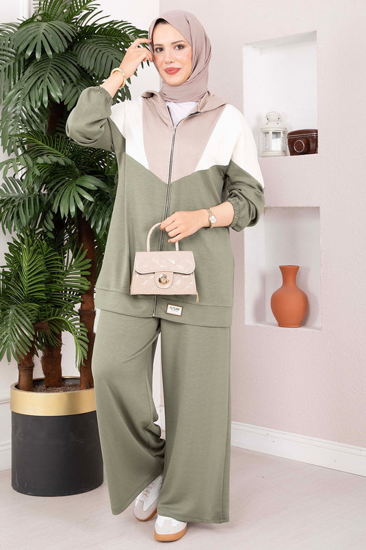 Completo Sportivo Con Cappuccio E Zip In Kaki