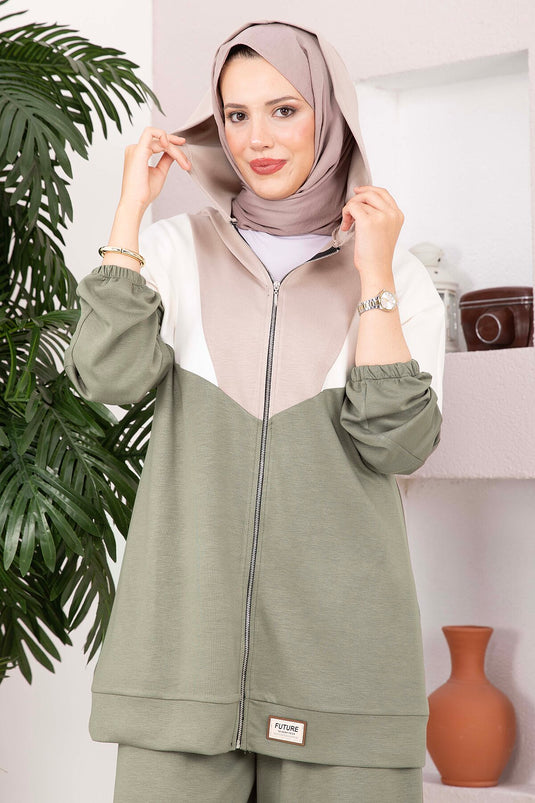 Completo Sportivo Con Cappuccio E Zip In Kaki