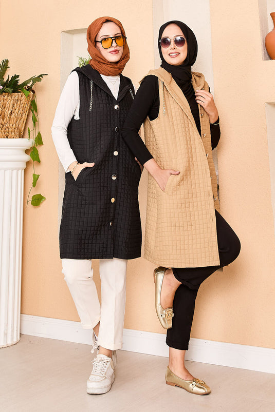 Kapüşonlu Gold Düğme Detaylı Kapitone Yelek Siyah