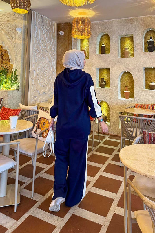 Hooded Two-Tone Knitwear Suit Navy Blue