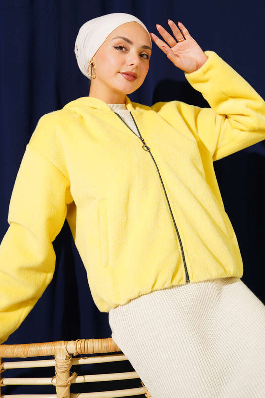 Veste courte à capuche en cachemire jaune