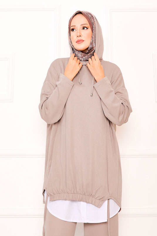 غطاء رأس مطاطي أمامي بتفاصيل حجرية من مجموعة أويسو