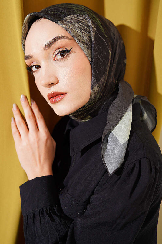 Gemustertes Bambus-Kraş-Hijab Ayda in Khaki