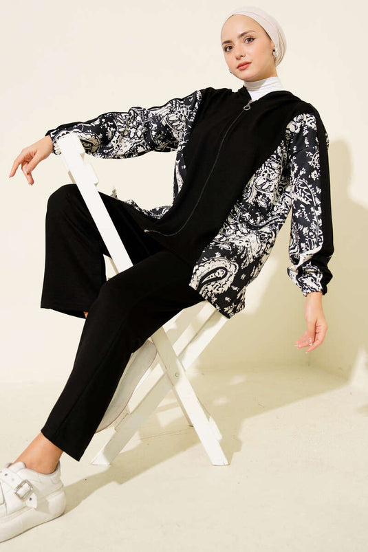 بدلة سوداء بسحاب من قطعتين بنقوش مختلطة