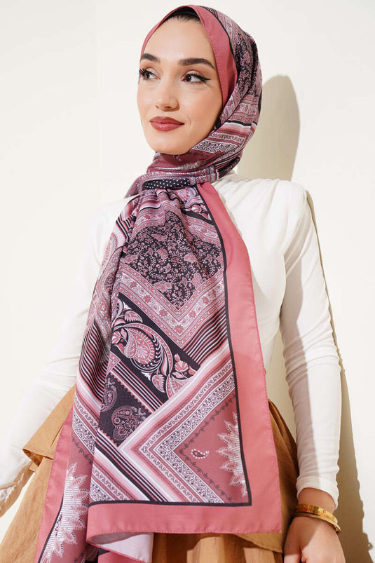 شال ناعم بنقوش مختلطة وردي باهت