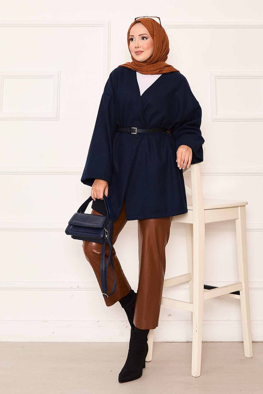 معطف أنيق كبير الحجم من قماش الكشمير باللون الأزرق الداكن