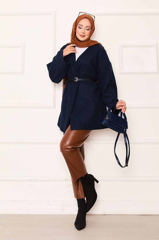 معطف أنيق كبير الحجم من قماش الكشمير باللون الأزرق الداكن