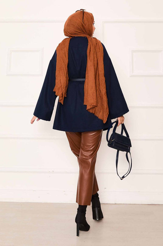 معطف أنيق كبير الحجم من قماش الكشمير باللون الأزرق الداكن