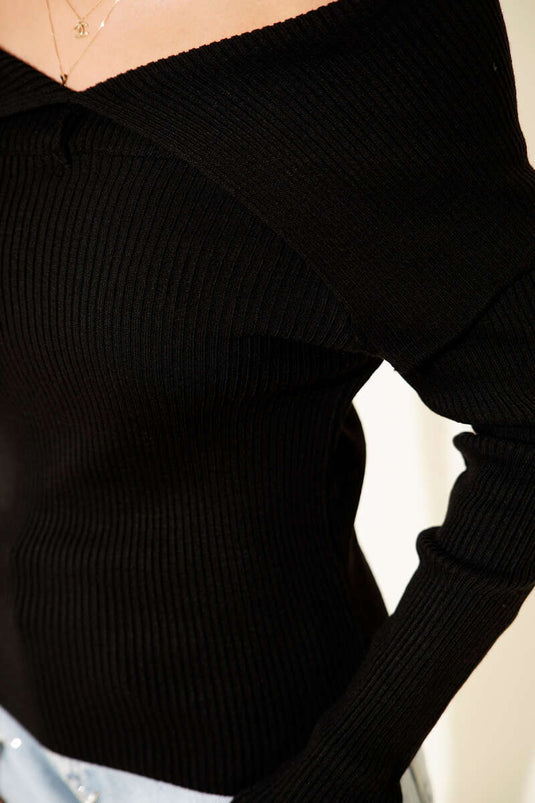 Maglione lavorato a maglia con scollo a barca, nero