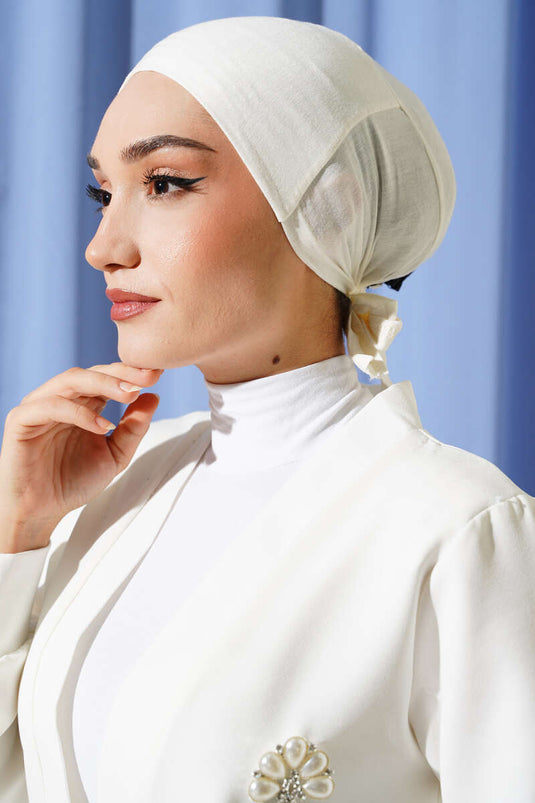 Kaymaz Silikonlu Bağlamalı Bone Ekru