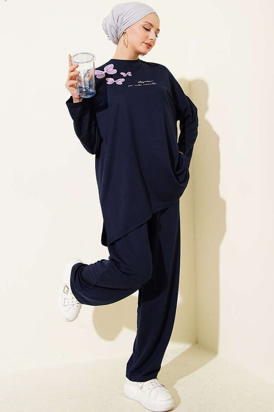 Ensemble double brodé Kelebek bleu marine