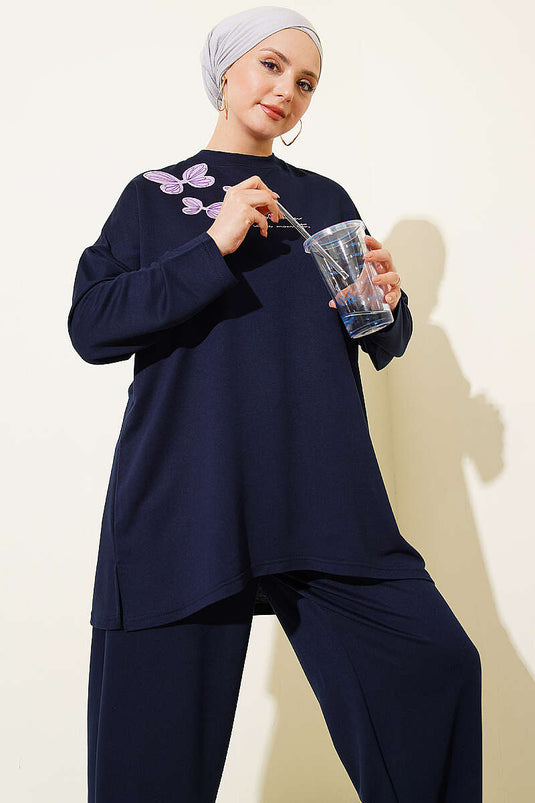 Ensemble double brodé Kelebek bleu marine