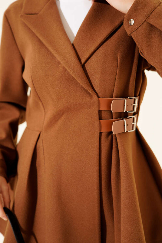 Chaqueta de cachemira con detalle de cinturón, color tostado