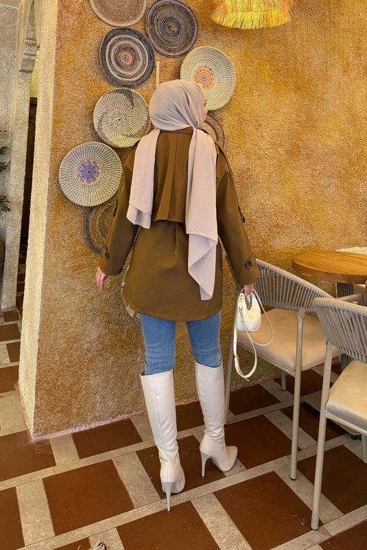 Trench-coat haut de gamme à épaulettes ceinturées et détaillées, couleur beige