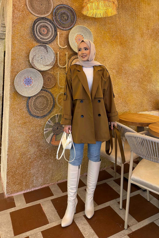 Trench-coat haut de gamme à épaulettes ceinturées et détaillées, couleur beige