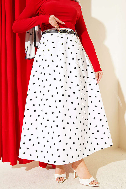 Jupe blanche à pois avec ceinture plissée taille cintrée