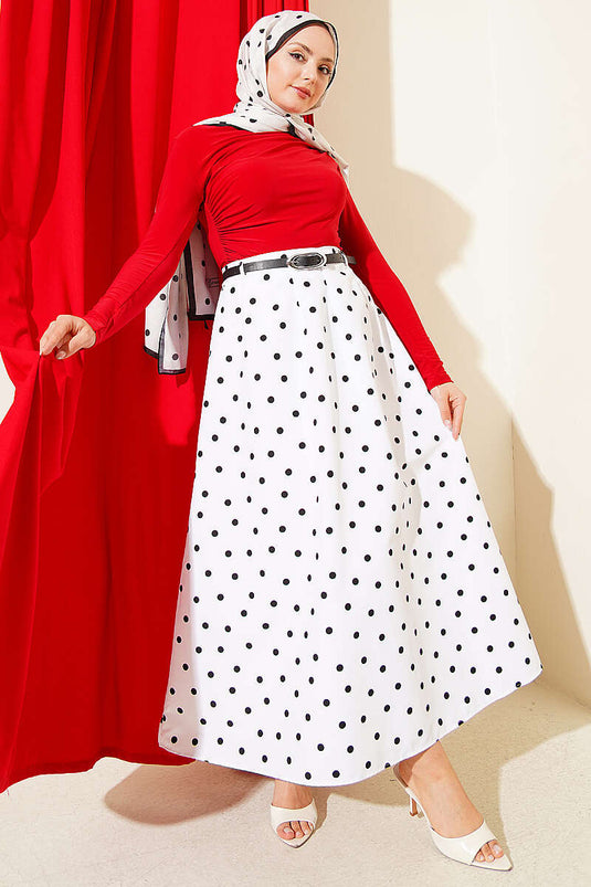 Jupe blanche à pois avec ceinture plissée taille cintrée