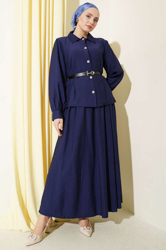 Ensemble deux pièces jupe plissée à ceinture bleu marine