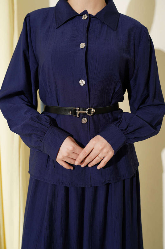 Ensemble deux pièces jupe plissée à ceinture bleu marine