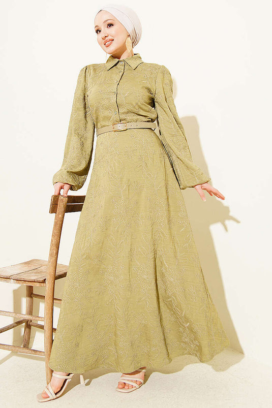 Abito con cintura, ricamo floreale e bottoni, verde oliva
