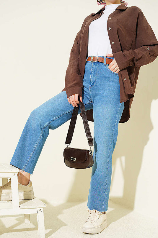 Jean pantalon à jambe droite avec ceinture, bleu clair