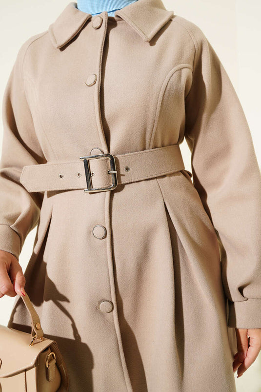 Getailleerd kort kasjmierjasje, beige