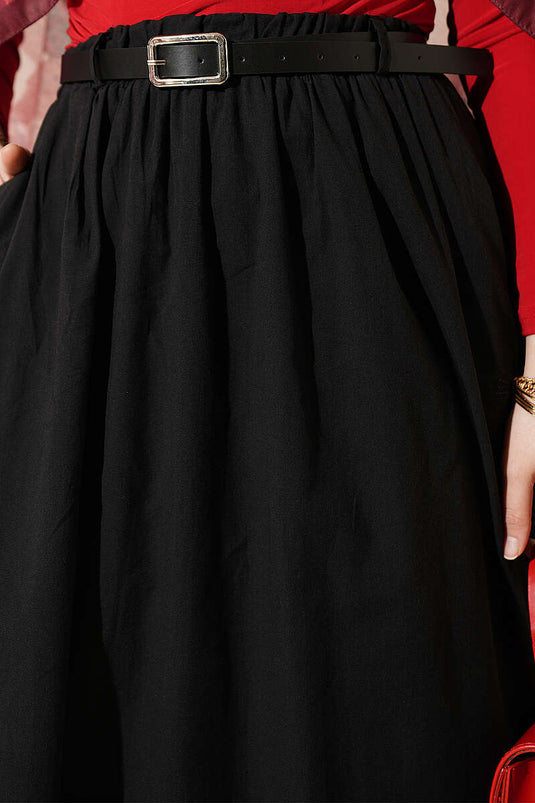 Jupe évasée en voile avec ceinture noire