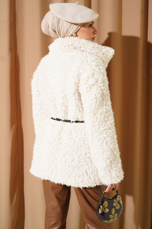 Manteau d'agneau ceinturé, écru