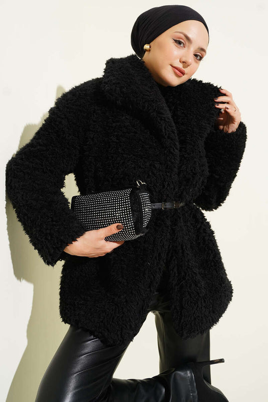 Manteau d'agneau ceinturé noir