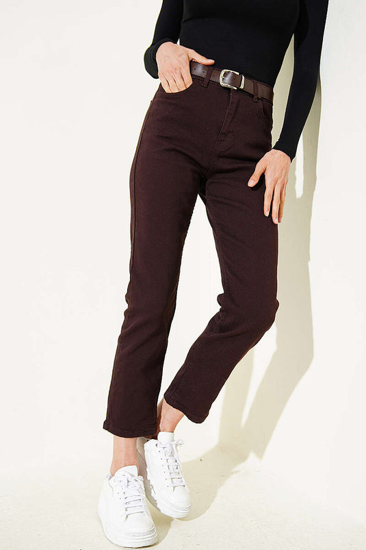 Mom Jeans with Belt Brown