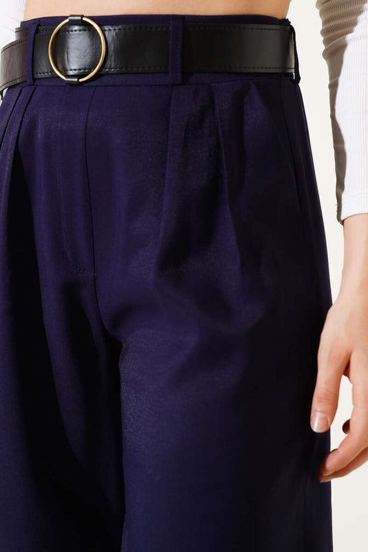 Pantalon ample plissé à ceinture bleu marine