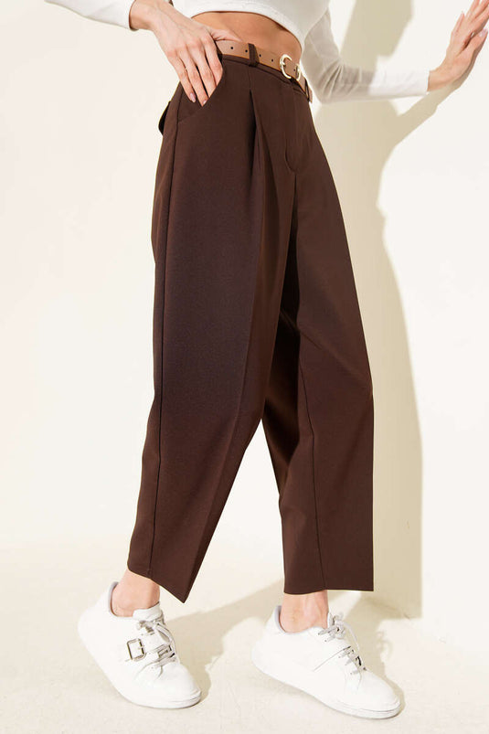 Kemerli Pileli Havuç Pantolon Kahve